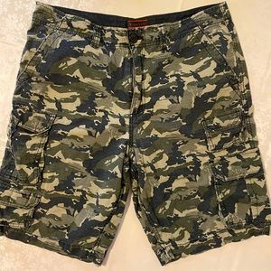 Fission 🎣 camo shorts